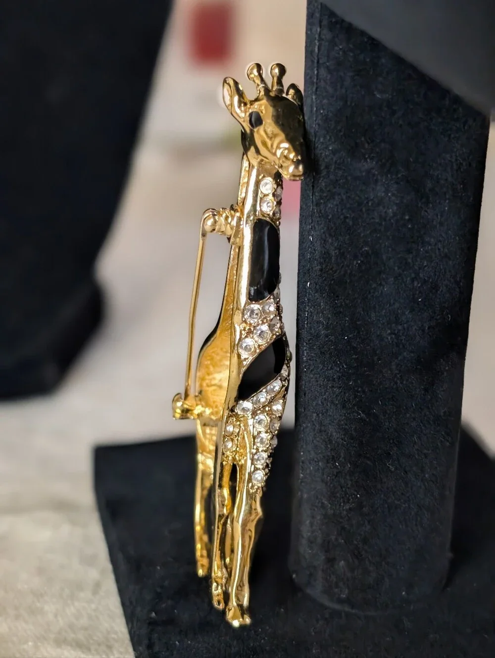 Vintage Giraffe Rhinestone Brooch Gold Tone Black Enamel Safari Glam - Picture 4 of 8